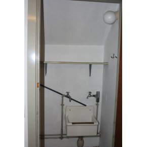 Reng�ringsrum i k�lder