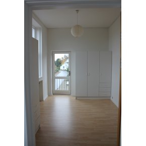 Vrelse med fransk altan